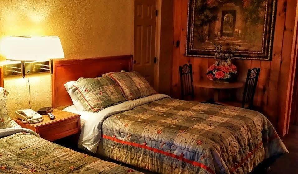 Saluda Green River Lodge מראה חיצוני תמונה